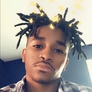 Meet your Posher, Dakota